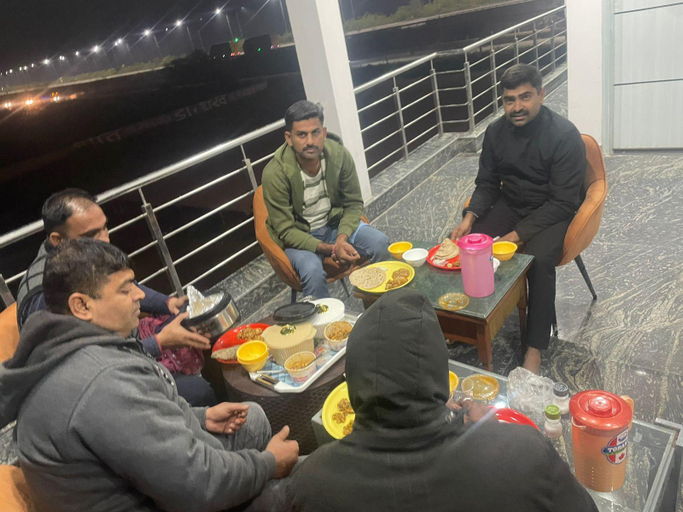 Food & Drinks 5, VMP Villa, Agra