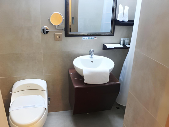 Bathroom 4, Hotel Orchard Suites, Dhaka
