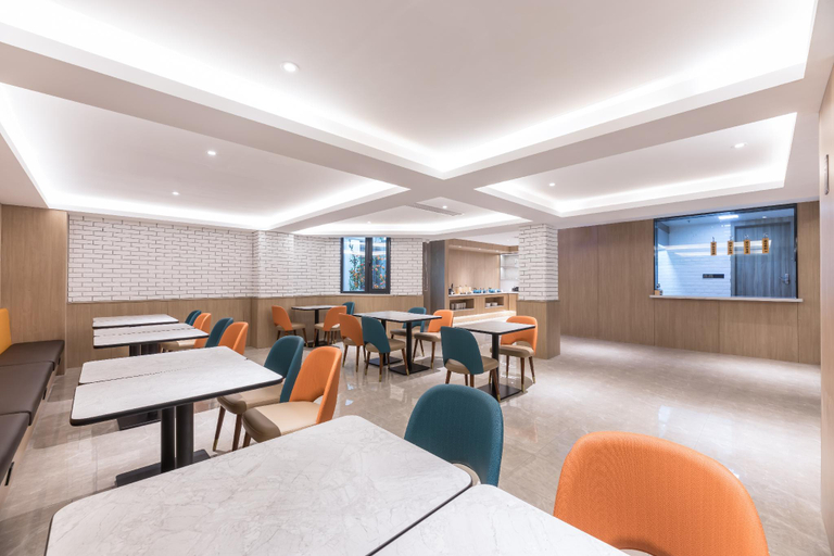 Food & Drinks 5, Hanting Hotel Zhenjiang Railway Station North Square, Zhenjiang