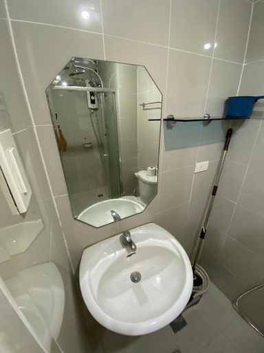 2, Grass Residence Tower 3 20th with balcony, Quezon City