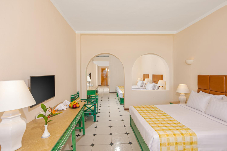 Bedroom 3, Giftun Azur Resort, Al-Ghurdaqah