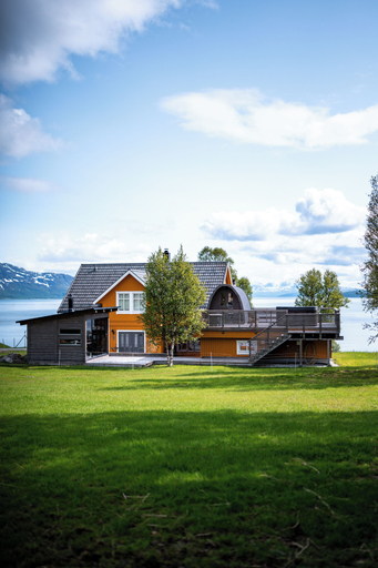 Exterior & Views 2, Yggdrasil Farmhotel Retreat, Spa & Yoga, Tromsø