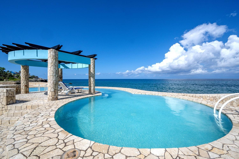 Sport & Beauty 2, Ocean Cliff Hotel Negril Limited - Adults Only
