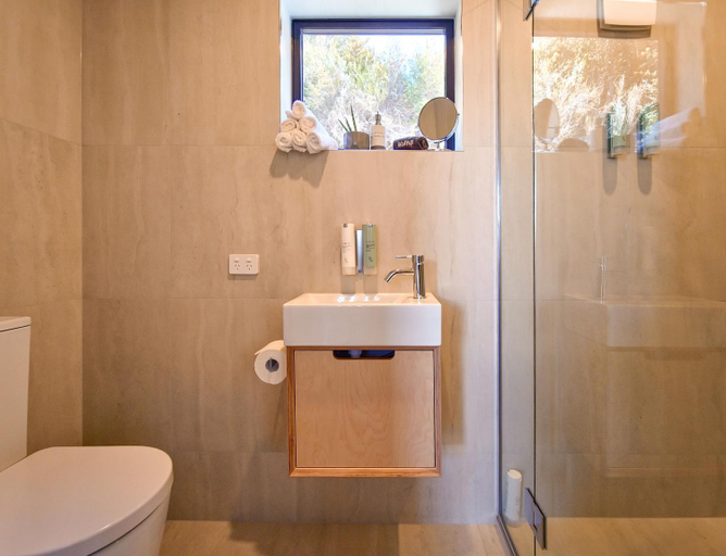 Bathroom, EcoScapes, Queenstown-Lakes