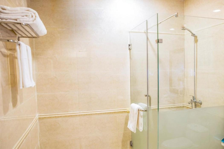 Bathroom 5, Laten Suites Al Naseem Serviced Apartment, Jeddah