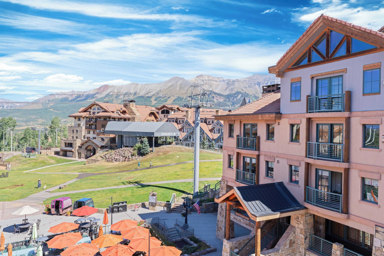 Exterior & Views 2, Blue Mesa Lodge 40B by Avantstay Ski In/ Ski Out Unit w/ Balcony!, San Miguel