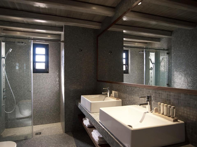 Bathroom 5, Art Mainalon Hotel, Peloponnese