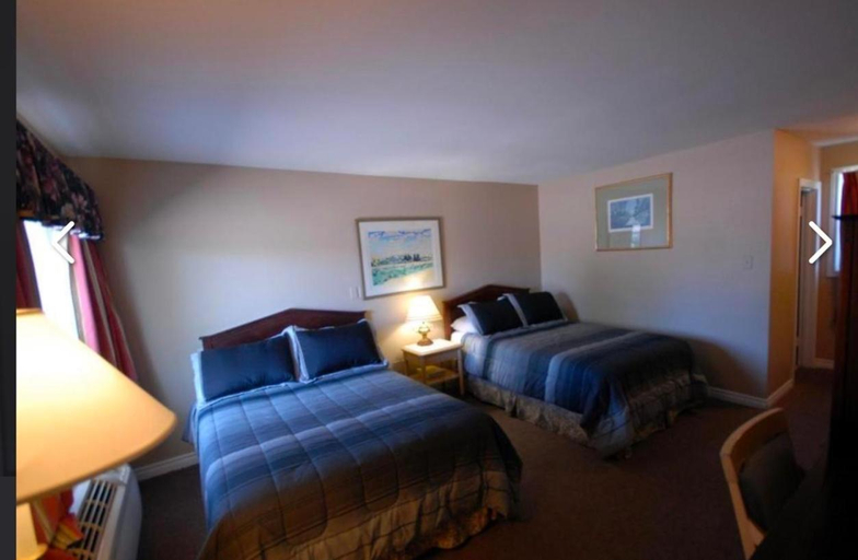 Others 5, Kitchener Motel, Waterloo