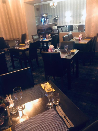 Food & Drinks 5, Redcliffe Hotel, Highland