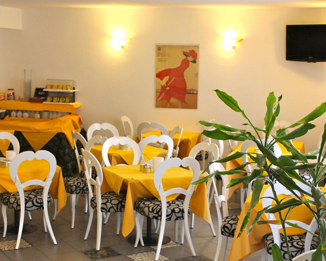 Food & Drinks 5, Hotel Centrale Trieste, Trieste