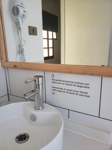 Bathroom 3, Hotel Jardin Atacama, El Loa