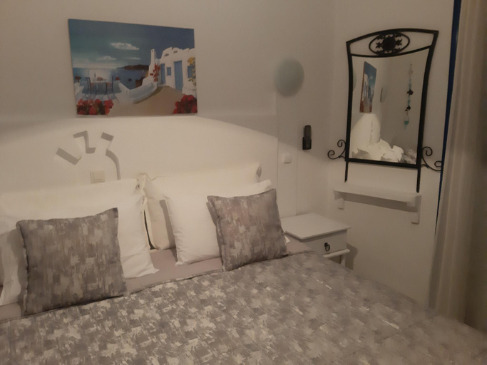 Bedroom 2, Doron Hotel Delfini, South Aegean