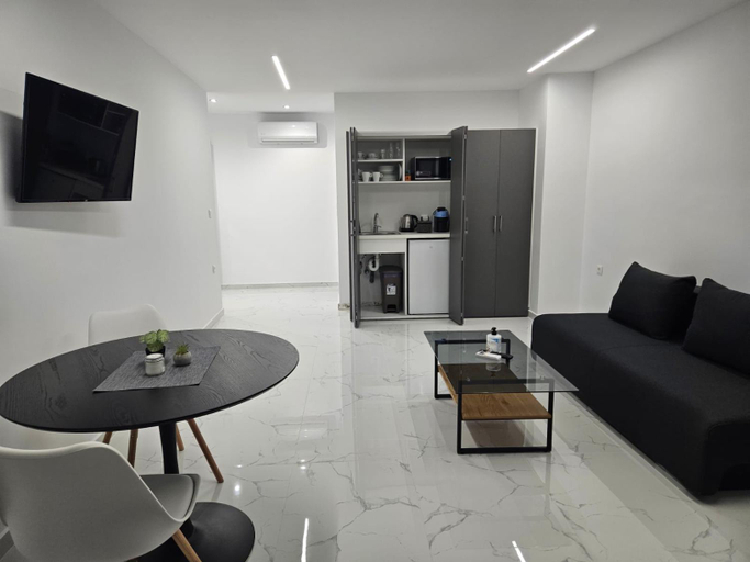 Others 5, Nikis 20 Suites, Attica