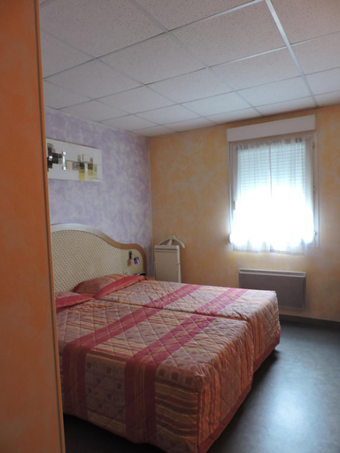 Bedroom 4, hôtel le grand chêne, Loir-et-Cher