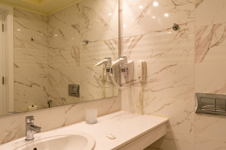 Bathroom 4, Ibiscus Corfu Hotel, Ionian Islands