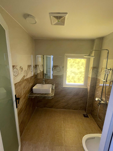 Bathroom 3, Bảo Huy Hotel, Da Nang