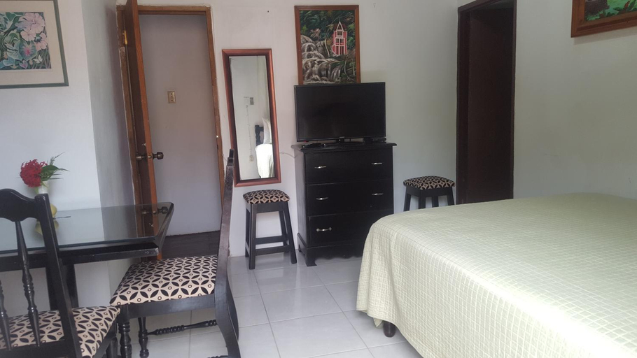 Bedroom 3, Firefly Beach Cottages