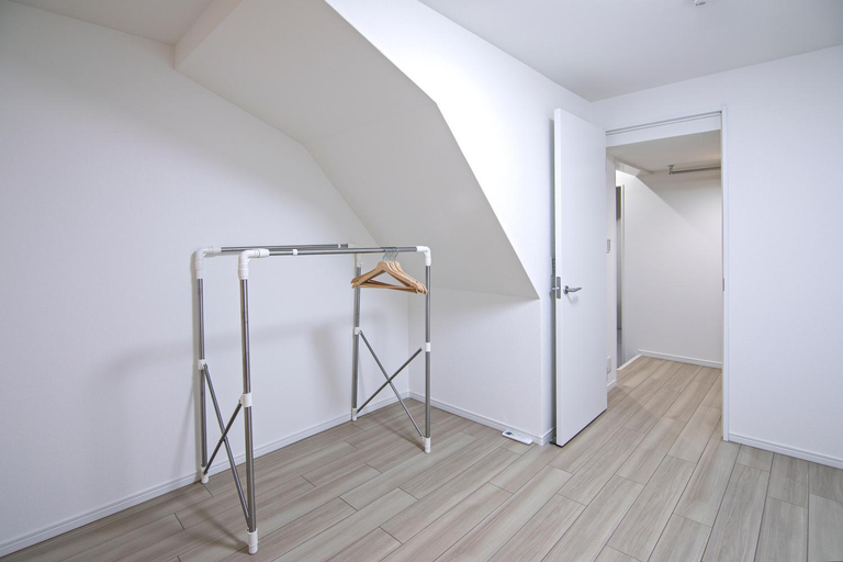 Bedroom 2, UMI-Haven 福島  120㎡ 5LDK 最大9人可能〜 駅まで徒歩3分、大阪駅まで電車5分, Osaka