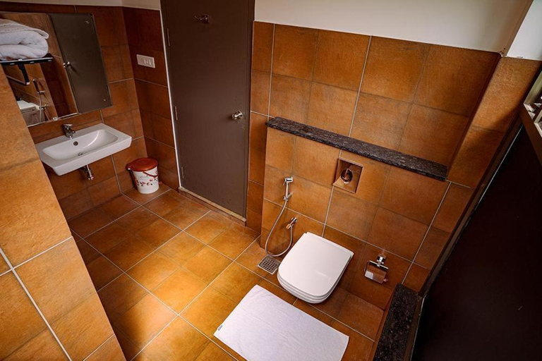Bathroom 3, Coffee Greens Resort, Wayanad