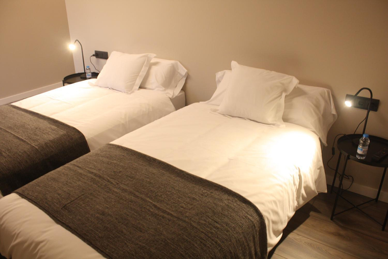 Bedroom 2, Hotel Els Avets de Camprodon, Girona