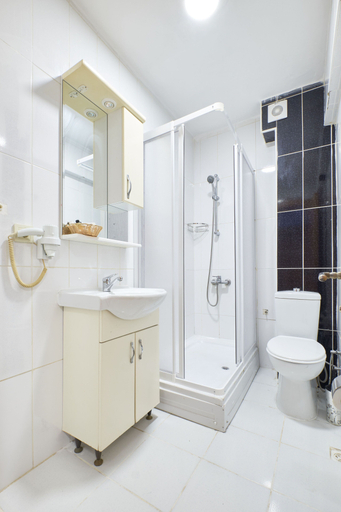 Bathroom 5, Central Suites Taksim, Beyoğlu