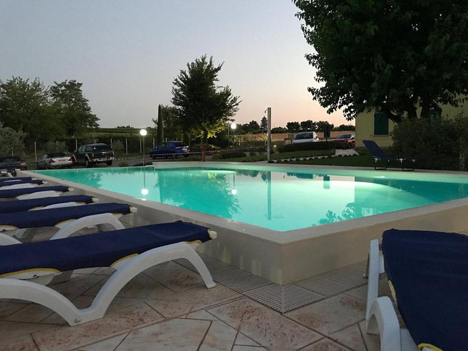 Sport & Beauty 4, Albergo quatro pini, Brescia