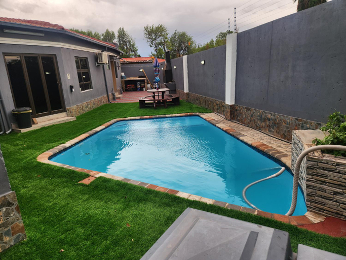 Sport & Beauty, Francos guest lodge accommodation, Sedibeng