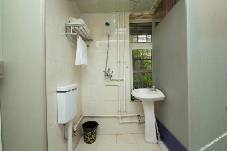 Bathroom 3, Yuetu Express Hotel (Changsha South High-speed Railway Station Branch), Changsha