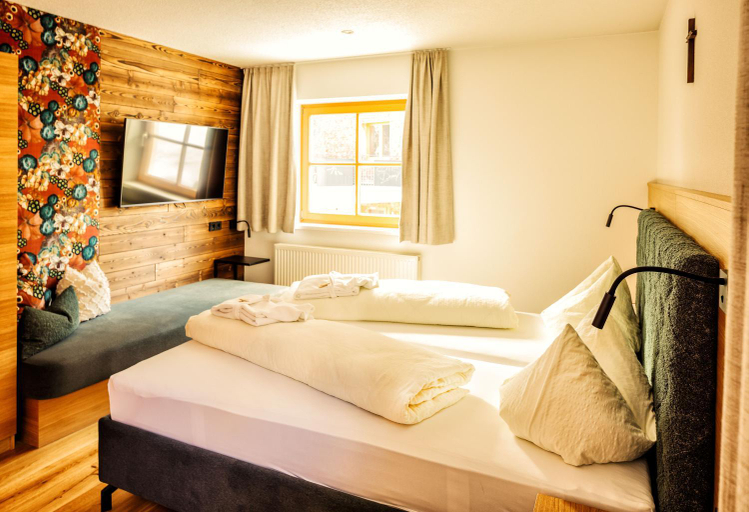 Bedroom 2, Natur-Genuss-Hotel Sonnasita, Bludenz