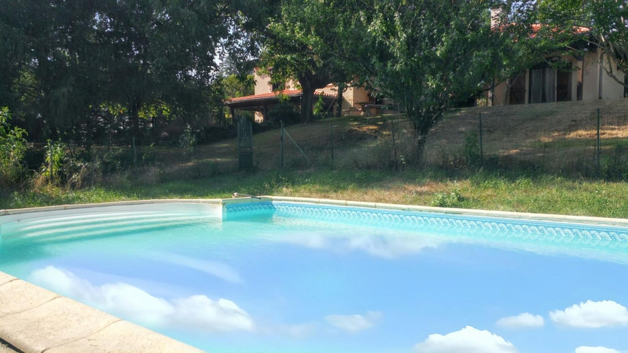 Others 4, Villa spacieuse avec piscine privee - Montricoux, Tarn-et-Garonne