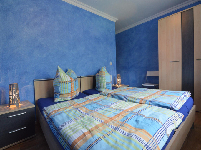 Others 4, Cosy Holiday Home with Sauna, Terrace, Liège