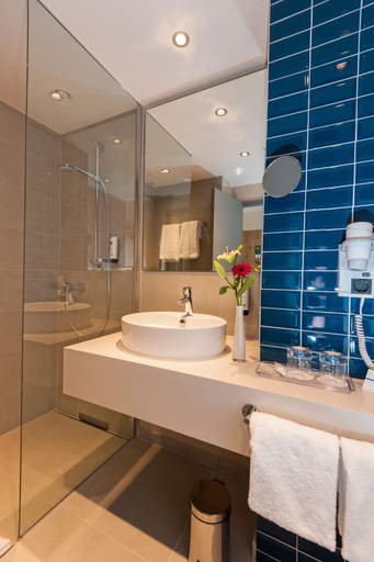Bathroom, BEST WESTERN Hotel The K Unterfohring, München