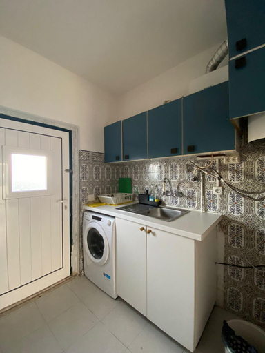Others 5, CHALLET AZENHAS, Sintra