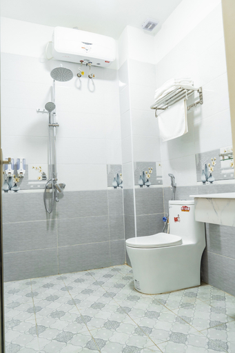 Bathroom 3, GREEN BAY HOTEL, Hạ Long
