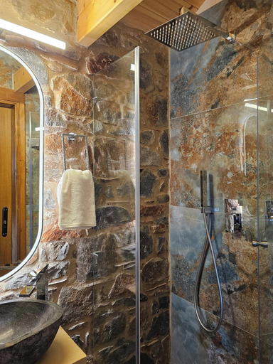 Bathroom 5, The House Of Life, Peloponnese