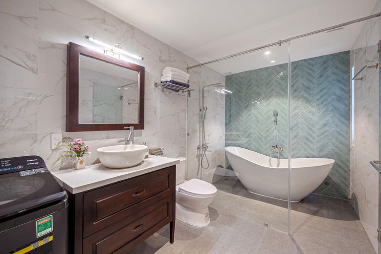 Bathroom 3, House Happy Clam Hoi An, Da Nang