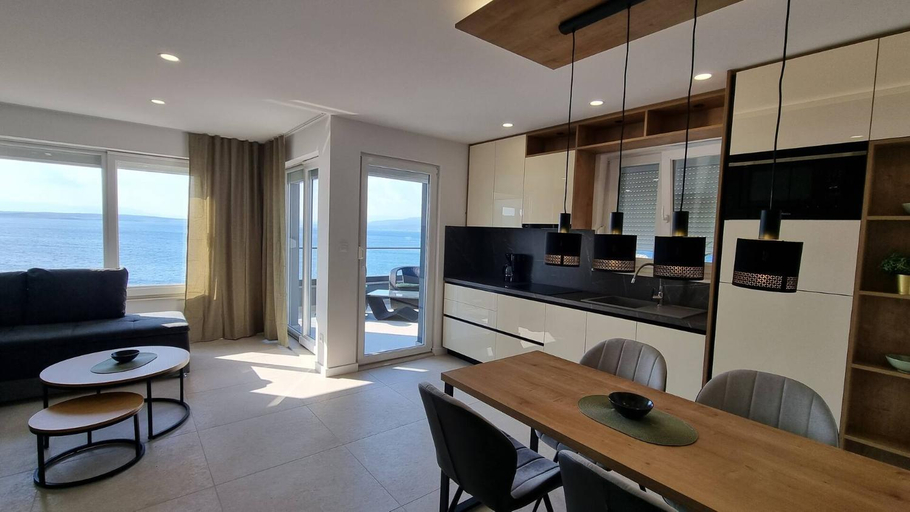 Others 2, Villas Punta Silo - luxury apartments with pool, Dobrinj