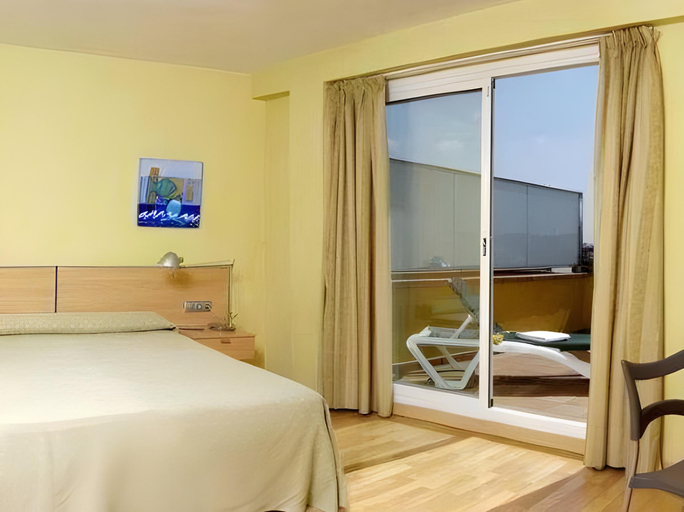 Others 5, Hotel Clarin, Asturias