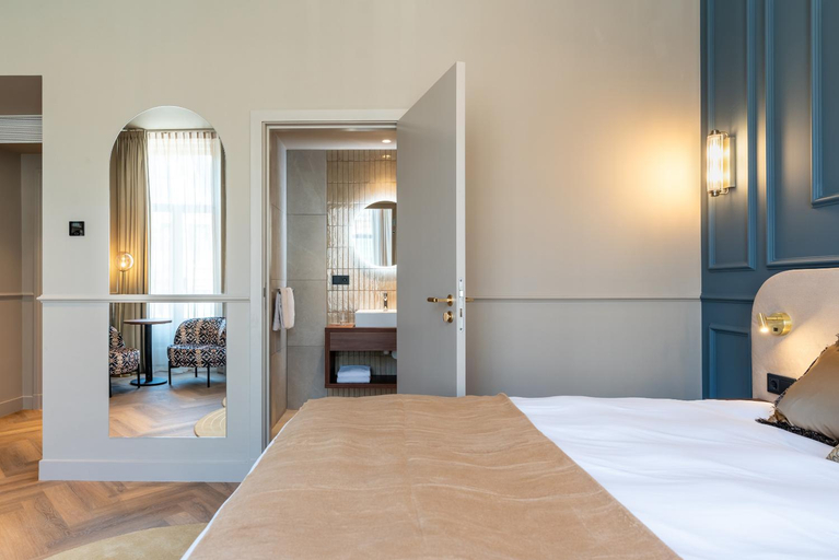 Bathroom 4, Malie Hotel, Utrecht
