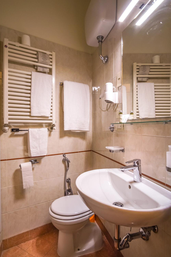 Bathroom 4, Hotel Bella Firenze, Florence