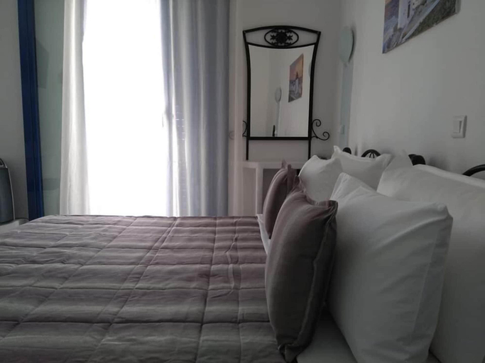 Bedroom 3, Doron Hotel Delfini, South Aegean