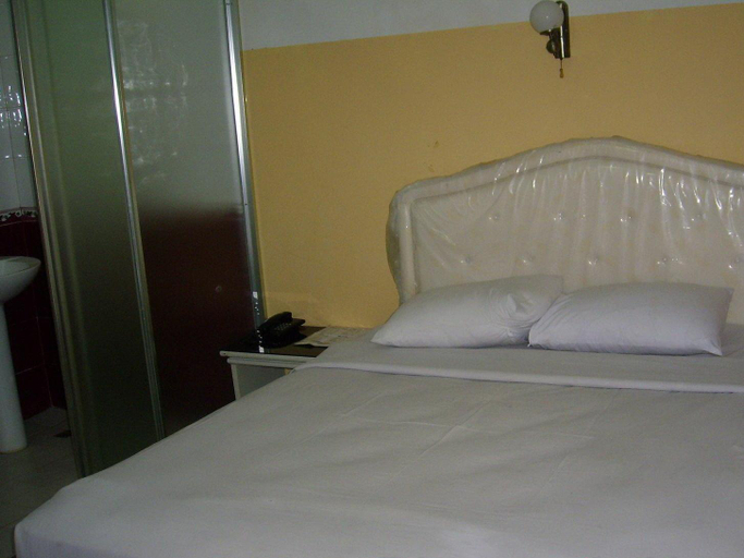 Bedroom 5, Hotel Pinangsia, West Jakarta