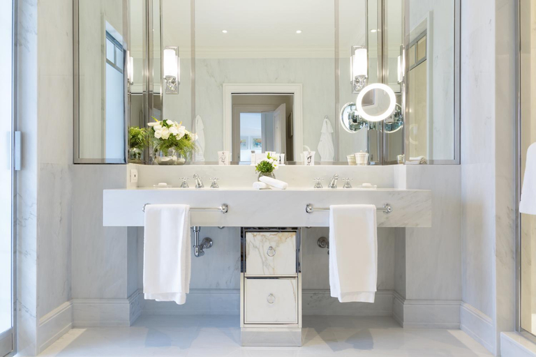 Bathroom 4, Hotel Lungarno - Lungarno Collection, Florence