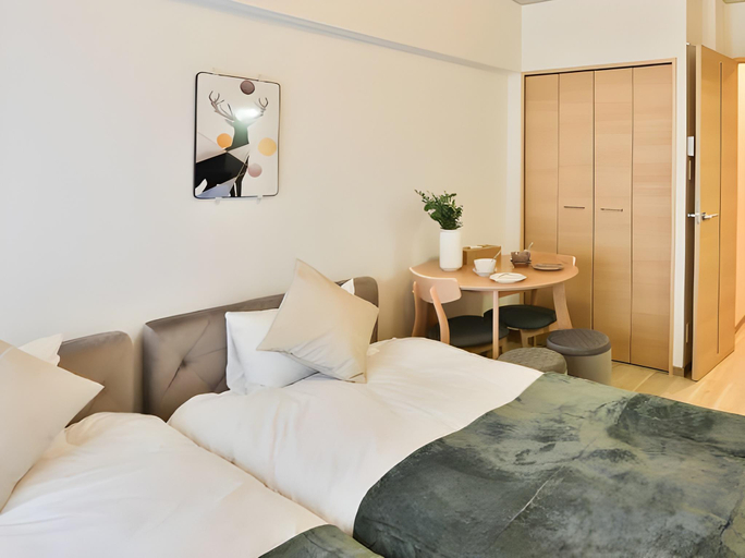Bedroom 3, Ocean Nippombashi Higashi, Osaka