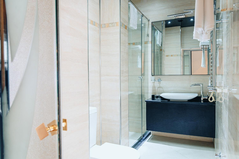 Bathroom 4, Bayil Breeze Hotel & Restaurant, Baku