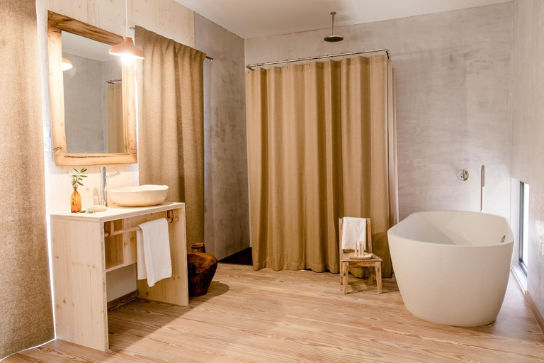 Bathroom 3, ネスト・バイ・クッキング・アンド・ネイチャー, Porto de Mós