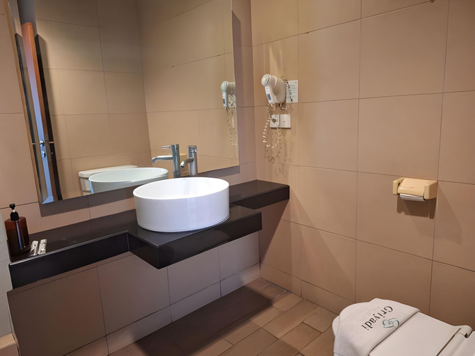 Bathroom 5, Makati Rio Hotel, Bengkulu