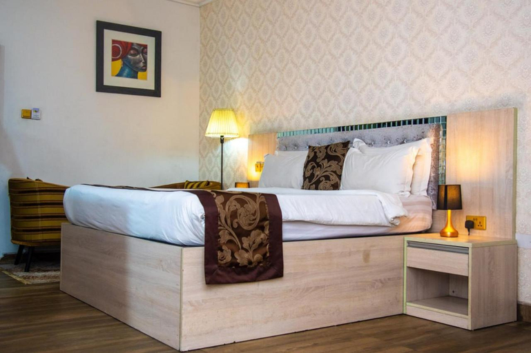 Bedroom 3, Golden Tulip Hotel -GT31 Stadium Road, Obio/Akp