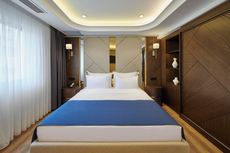 Bedroom 4, Çırağan Hotel Bosphorus, Beşiktaş