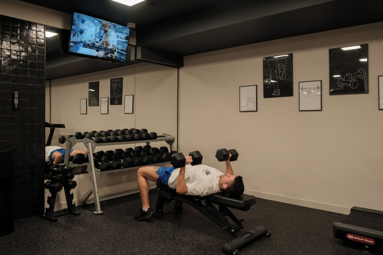 Fitness facility 5, Smithe House, Greater Vancouver